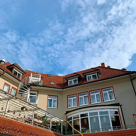 מלון Hotel Birkenwerder בירקנוורדר