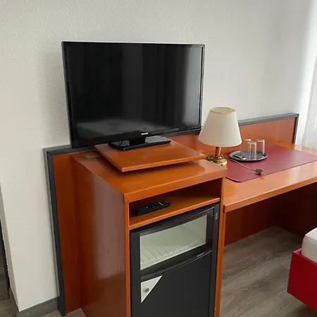 Отель Hotel Birkenwerder 3*