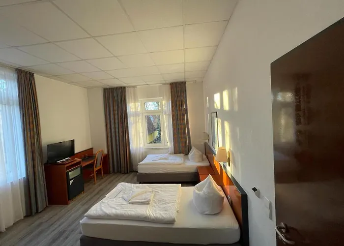 Отель Hotel Birkenwerder